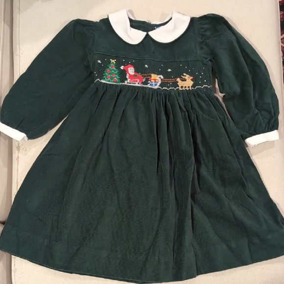 Carriage Boutique Other - Forest 💚 Smocked Dress with Santa Embroidery